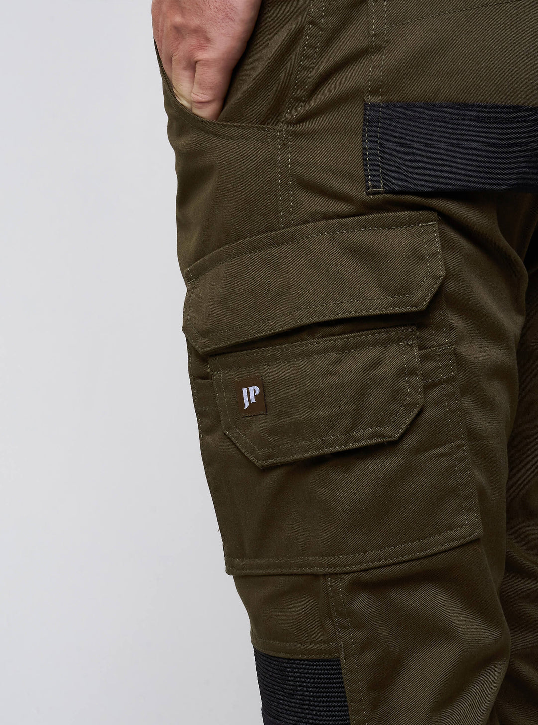 JACK PYKE Technical Work Trousers Men, Durable Polycotton Work Utility & Safety Trousers with Reinforced Knees, Stretch Panels and Tool Pockets cargo pants for Farming, Construction, Green