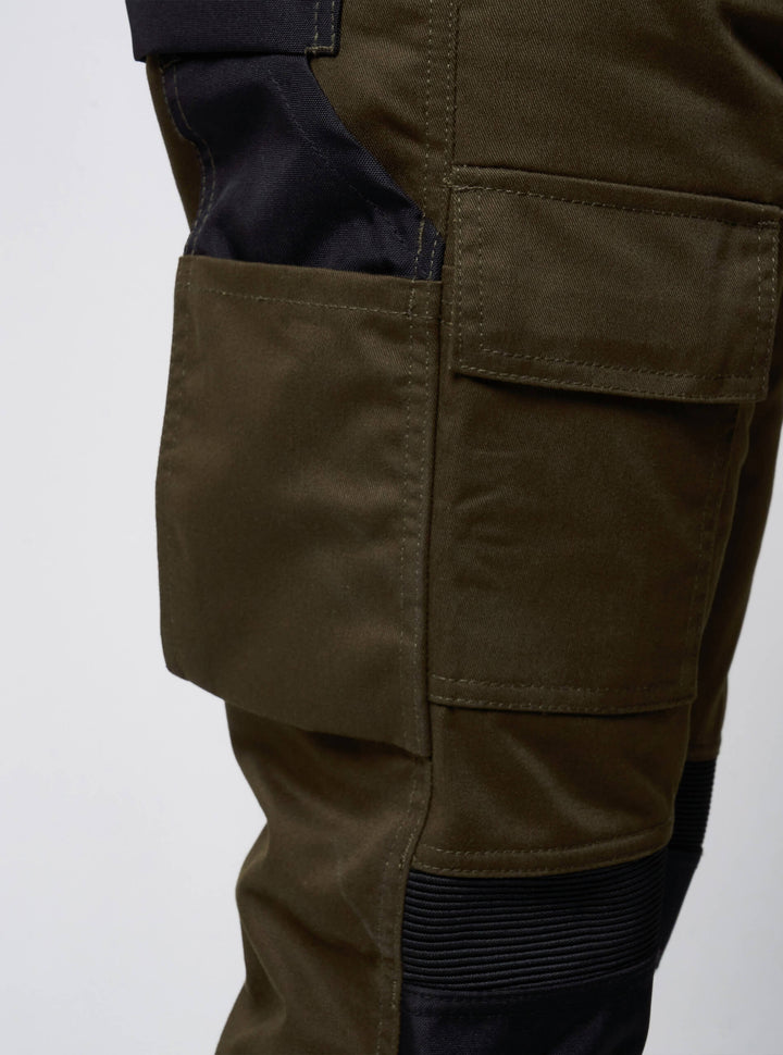 JACK PYKE Technical Work Trousers Men, Durable Polycotton Work Utility & Safety Trousers with Reinforced Knees, Stretch Panels and Tool Pockets cargo pants for Farming, Construction, Green