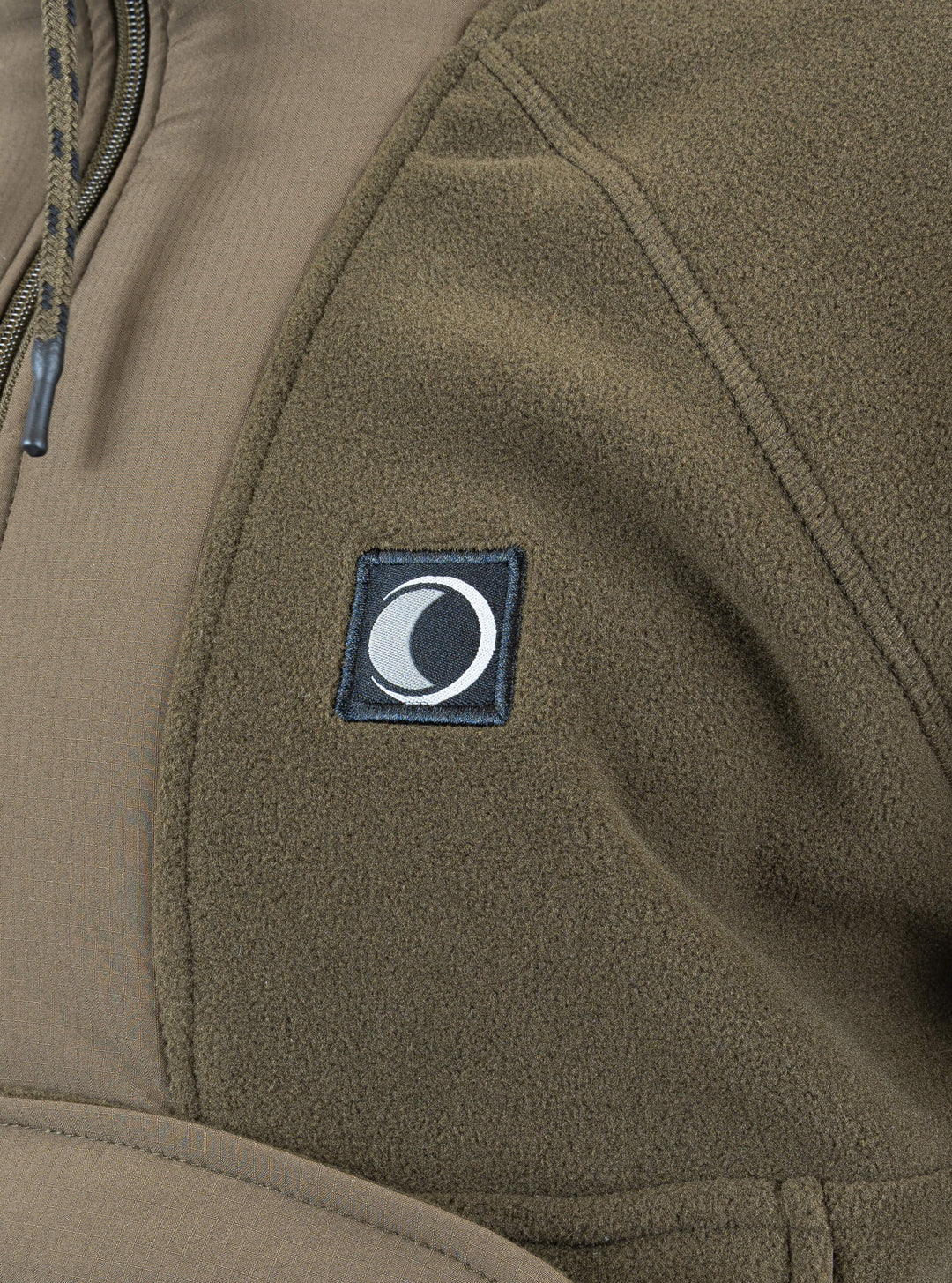 SPEERO Men’s Hybrid Hoodie – Mid-Weight Pullover Fleece Sweatshirts with Half Zip, Insulated Funnel Neck, Long Sleeves with Rib Cuffs, Hand Pockets for Outdoor, Travel and Casual Wear – Green