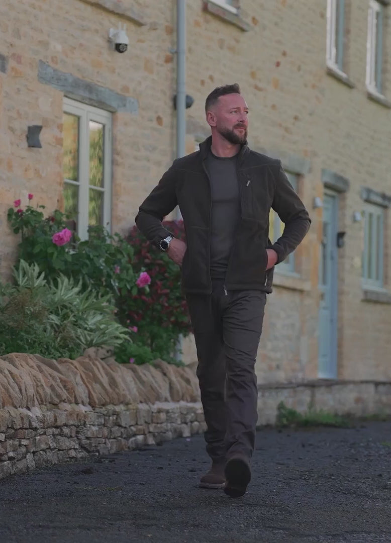 JACK PYKE Mens Waterproof Fleece Jacket, Breathable Long Sleeve Fleece Top with Elasticated Waist, Adjustable Cuffs & Zipped Pockets, Ideal for Hiking, Hunting & Country Wear – Earth Green/Brown